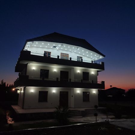 Caca Hotel Rinas Екстер'єр фото