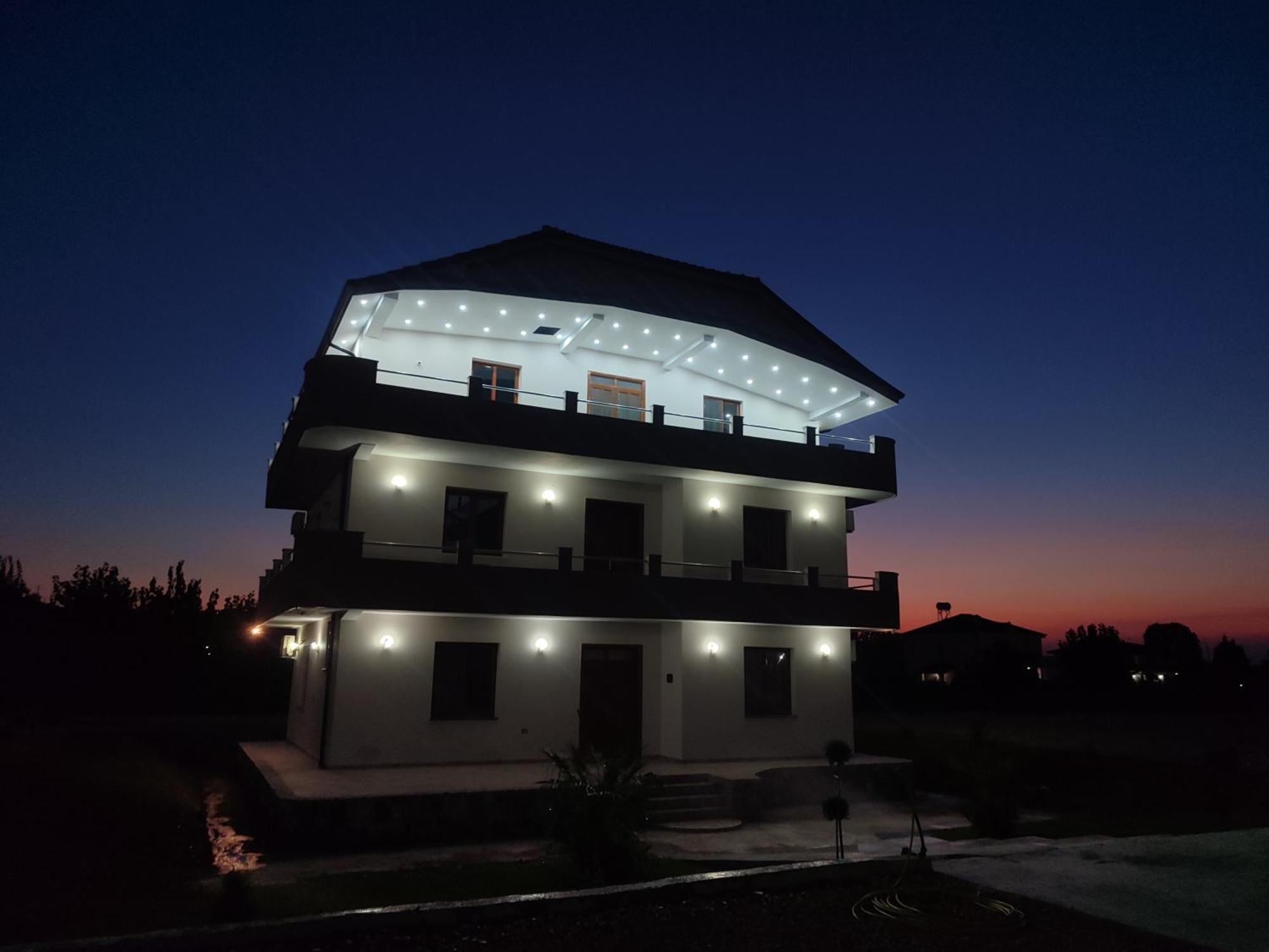 Caca Hotel Rinas Екстер'єр фото